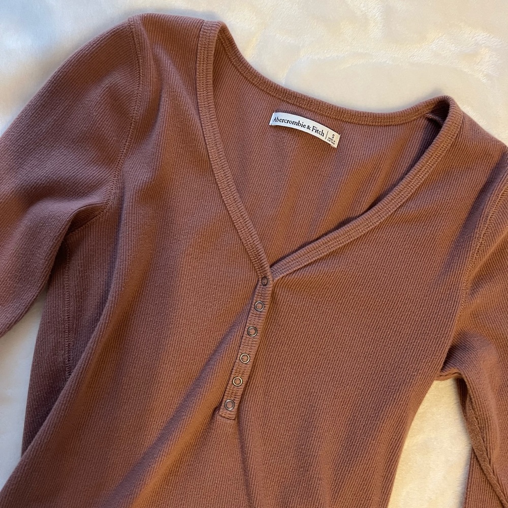 Abercrombie long sleeve